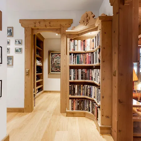 Beautiful Alpine Luxury Flat In Apartmán